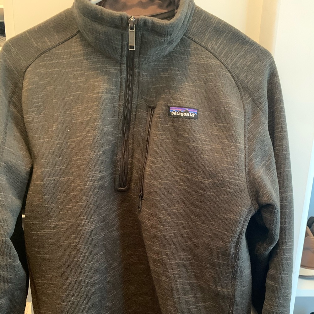 Patagonia better sweater. 1/4 zip. Brown. Medium